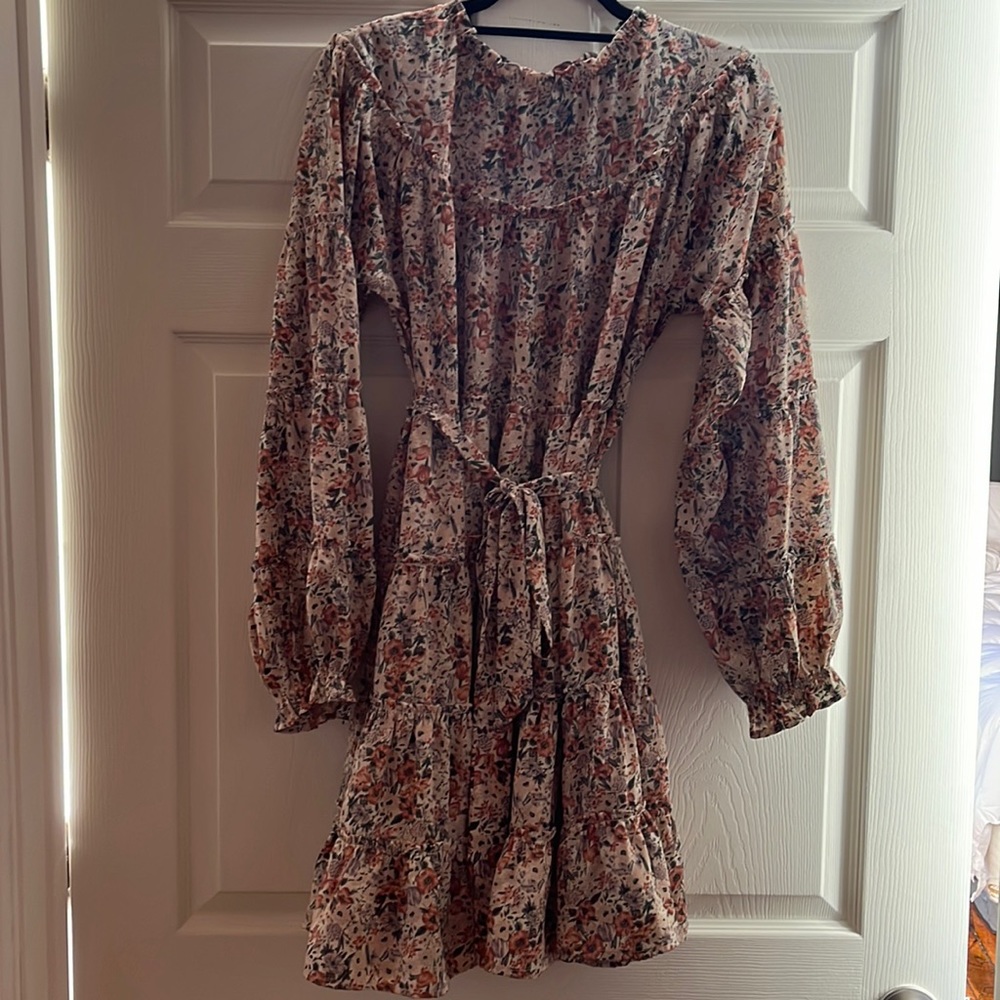 VICI long sleeve flowy dress